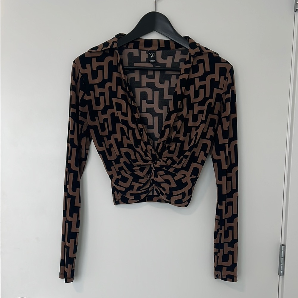 Windsor Brown and Black Long Sleeve Crop Blouse